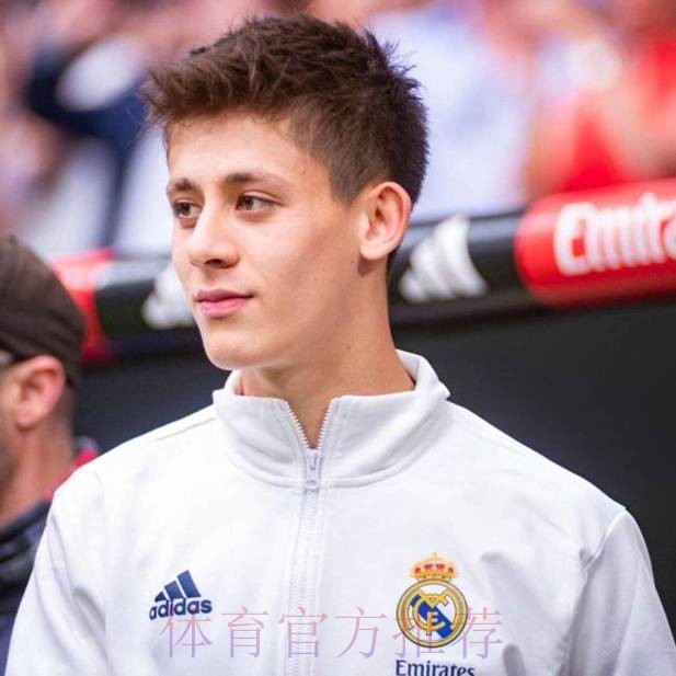 安帅:争冠主动权仍在巴萨 居莱尔有天赋也很努力 安帅:争冠主动权仍在巴萨 居莱尔有天赋也很努力